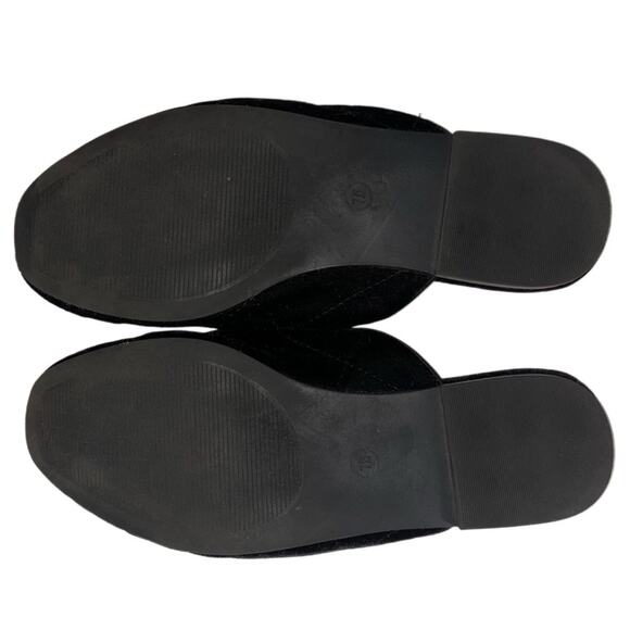 Torrid Black Velvet Quilted Mules Slip On flats Women's Size 7.5W (Wide) - Picture 4 of 16